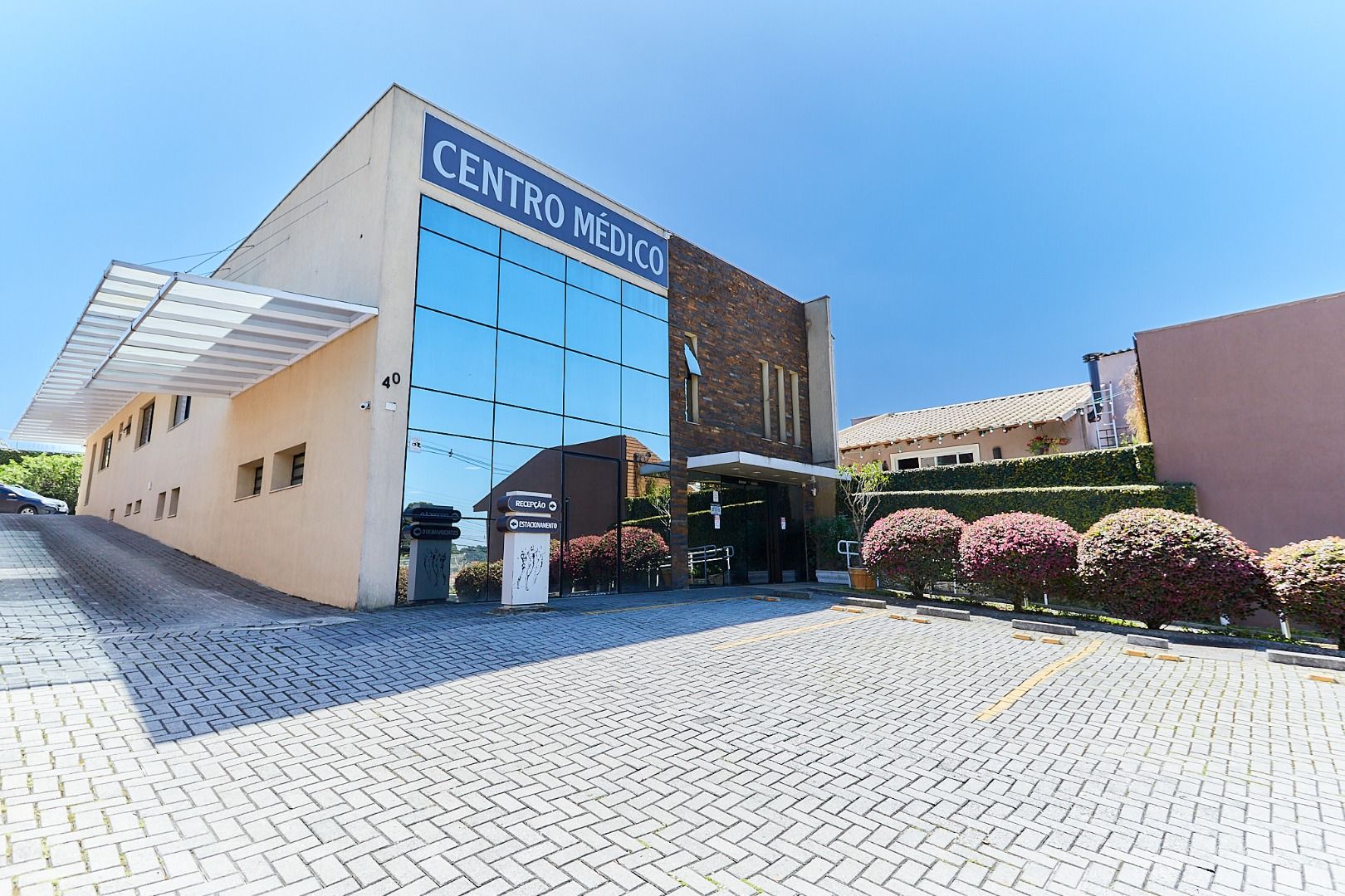 Prédio à venda, 600 m  por R  4.999.000,00 - São Braz - Curiti...