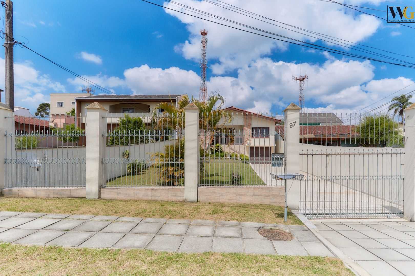 Casa 230m2  com 3 dormitórios à venda, Bairro Boa Vista, CURIT...