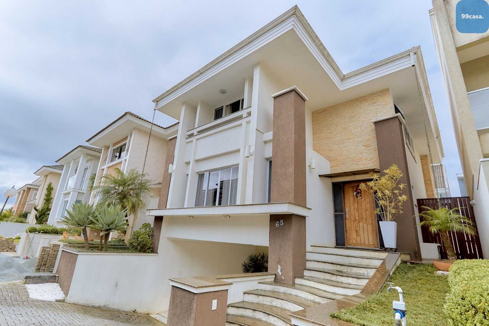 Casa com 3 quartos à venda, 229 m  por R  1.690.000 - Portão -...