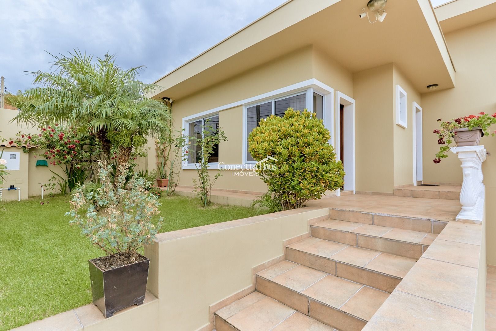 Casa com 3 dormitórios à venda, 370 m  por R  1.450.000,00 - P...