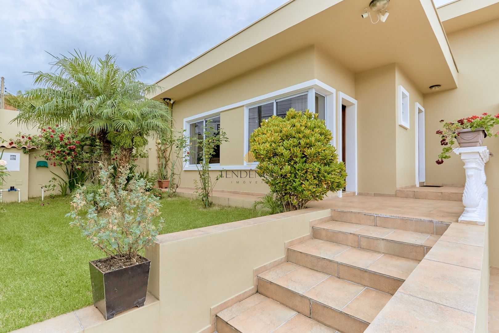 Casa com 3 dormitórios à venda, 370 m  por R  1.450.000,00 - P...