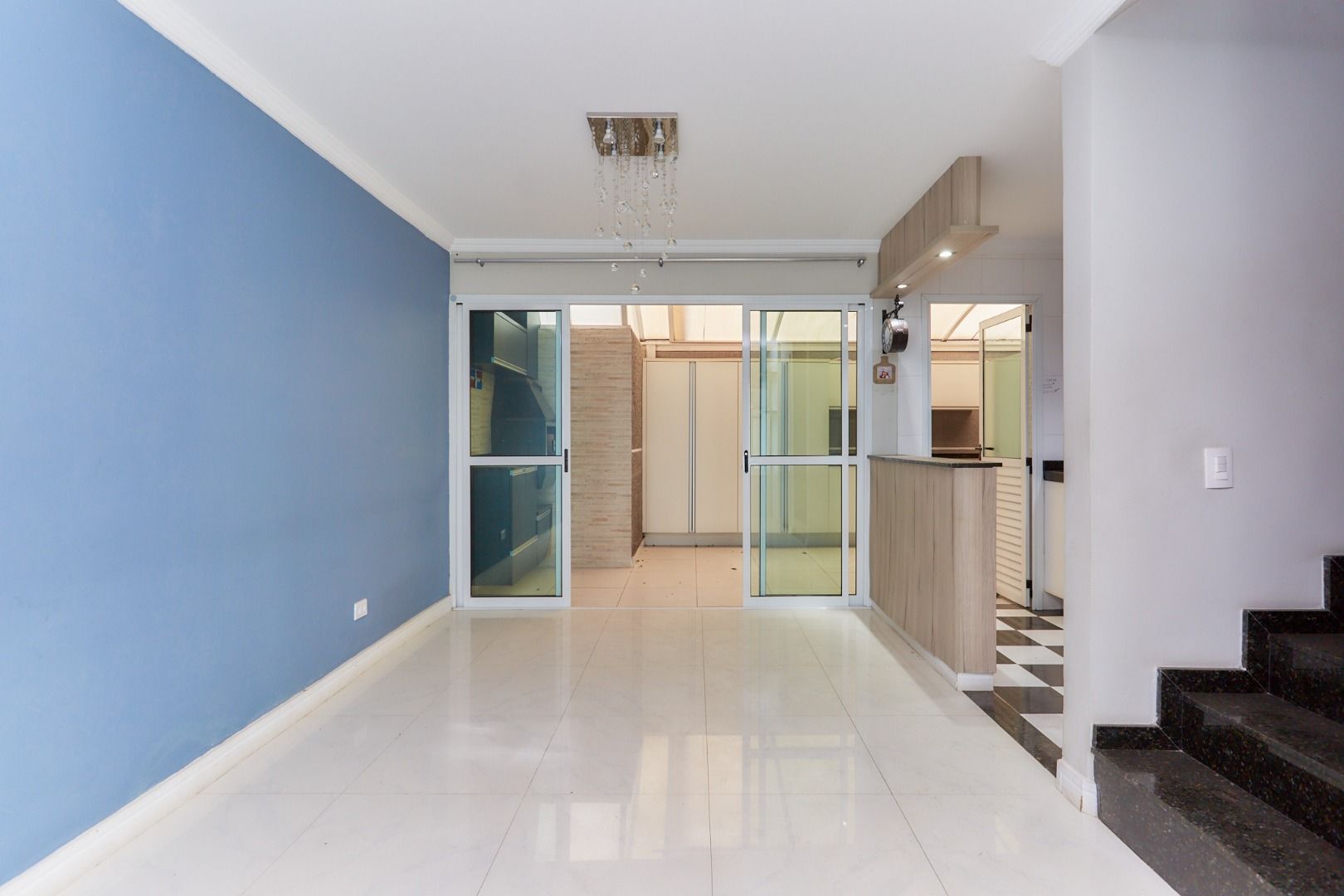 Sobrado com 3 dormitórios à venda, 160 m2 por R  679.000,00 - ...