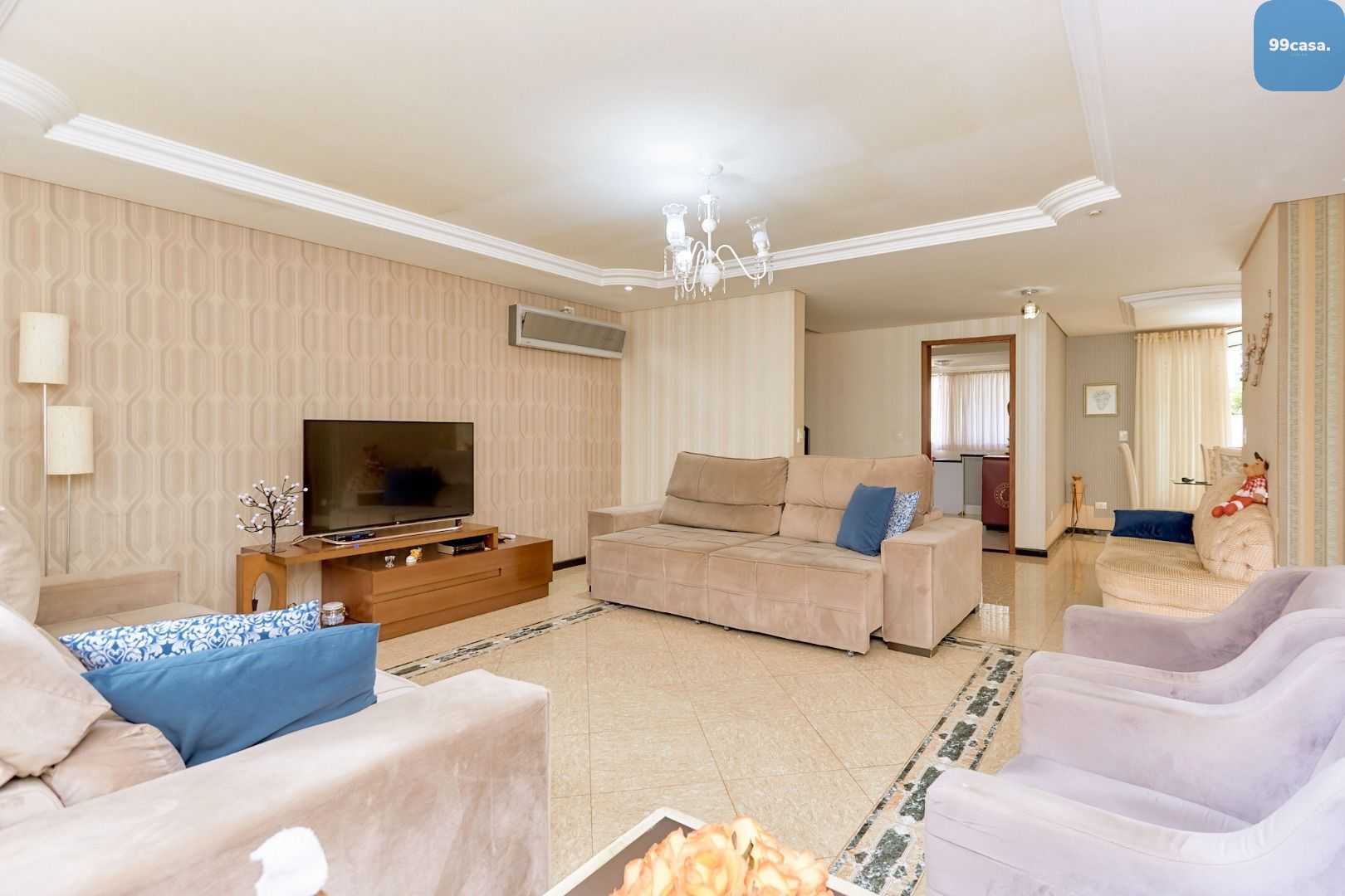 Casa com 3 quartos à venda, 229 m  por R  1.690.000 - Portão -...