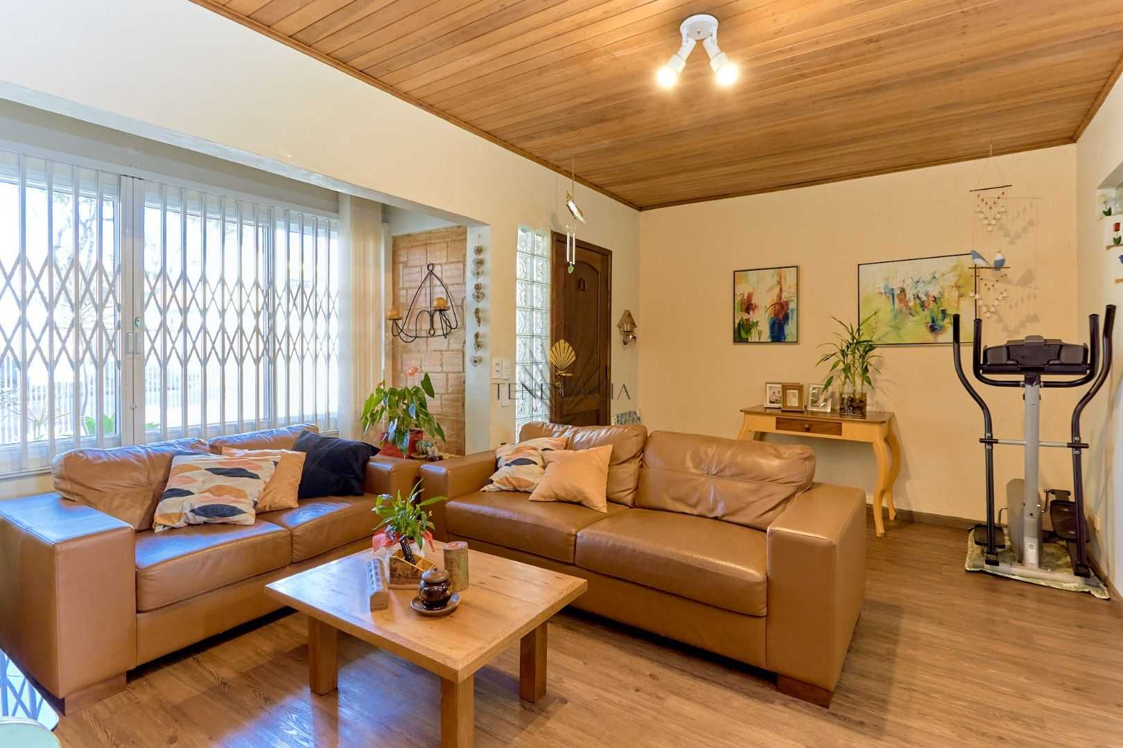 Casa com 2 quartos à venda, 97 m  por R  1.000.000 - Três Mari...