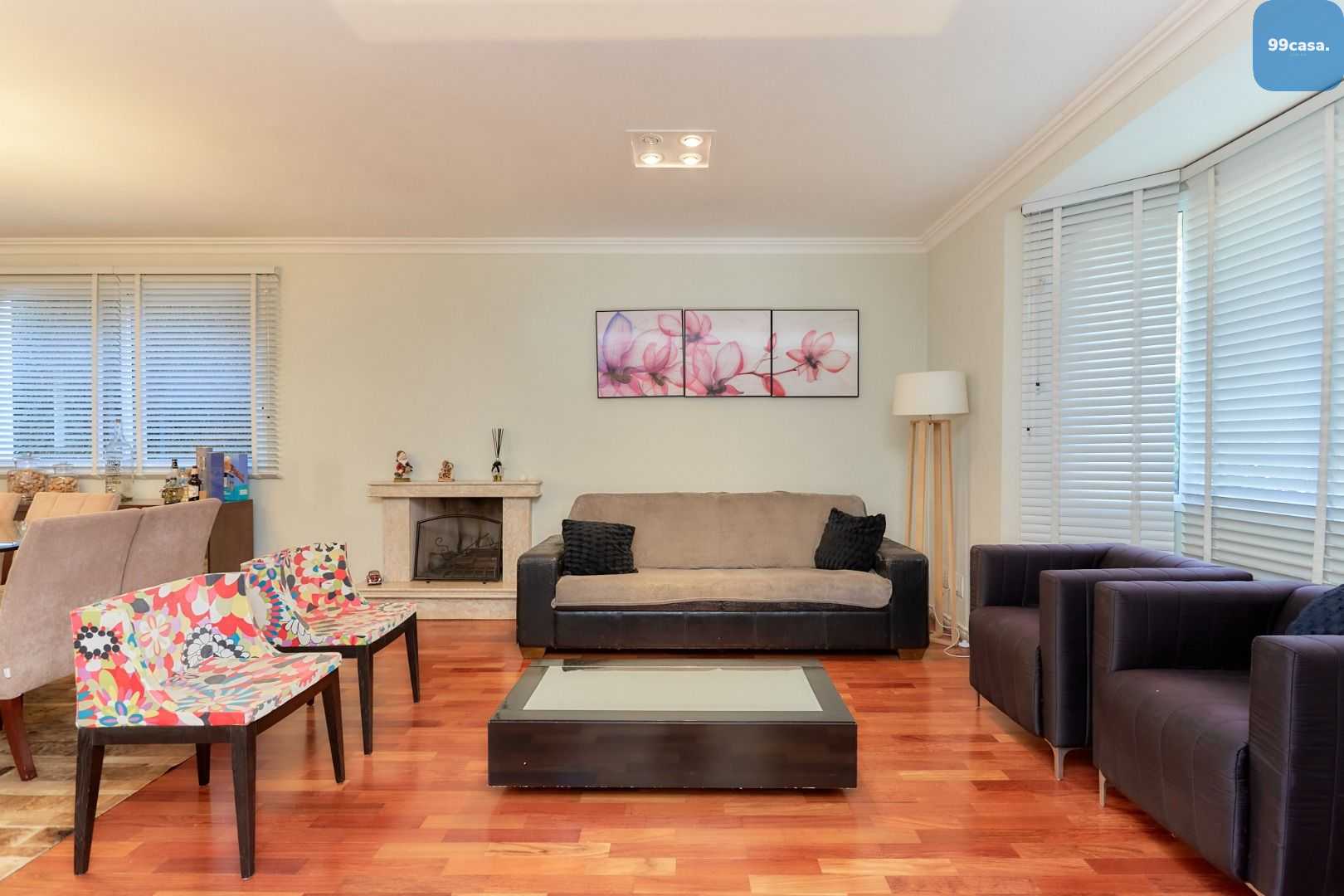Casa com 4 dormitórios à venda,528.00 m , butiatuvinha, CURITI...