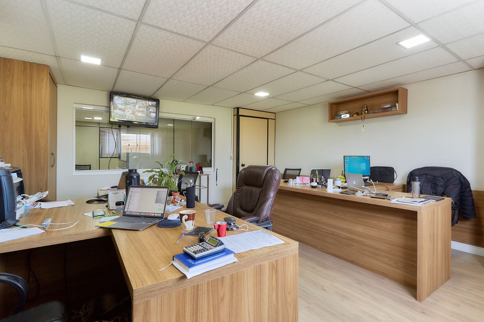Barracão à venda, 500 m2 por R  1.780.000,00 - Uberaba - Curit...