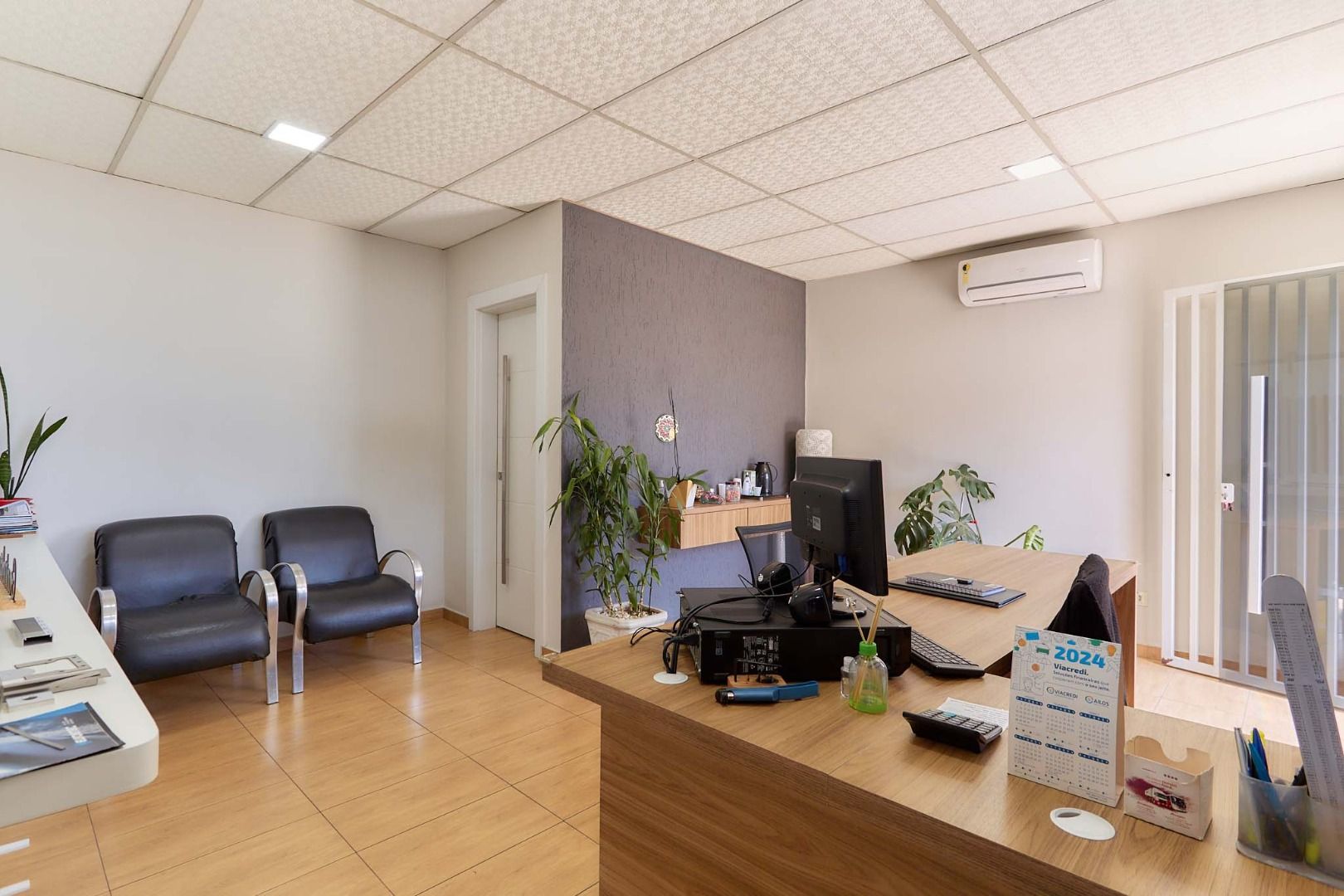 Barracão à venda, 500 m2 por R  1.780.000,00 - Uberaba - Curit...