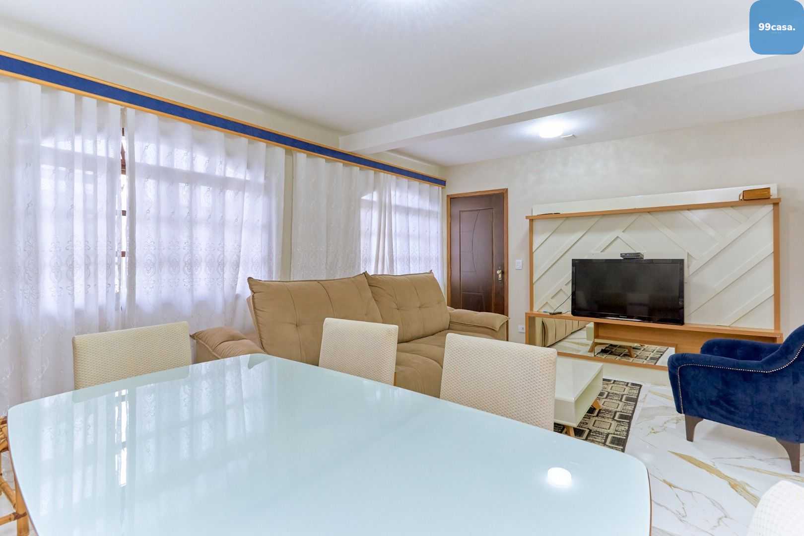 Sobrado com 4 quartos à venda, 162 m  por R  650.000 - Xaxim -...