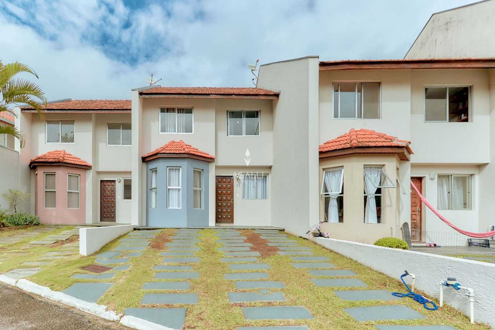 Sobrado com 3 quartos à venda, 85 m2, Centro, SAO JOSE DOS PIN...