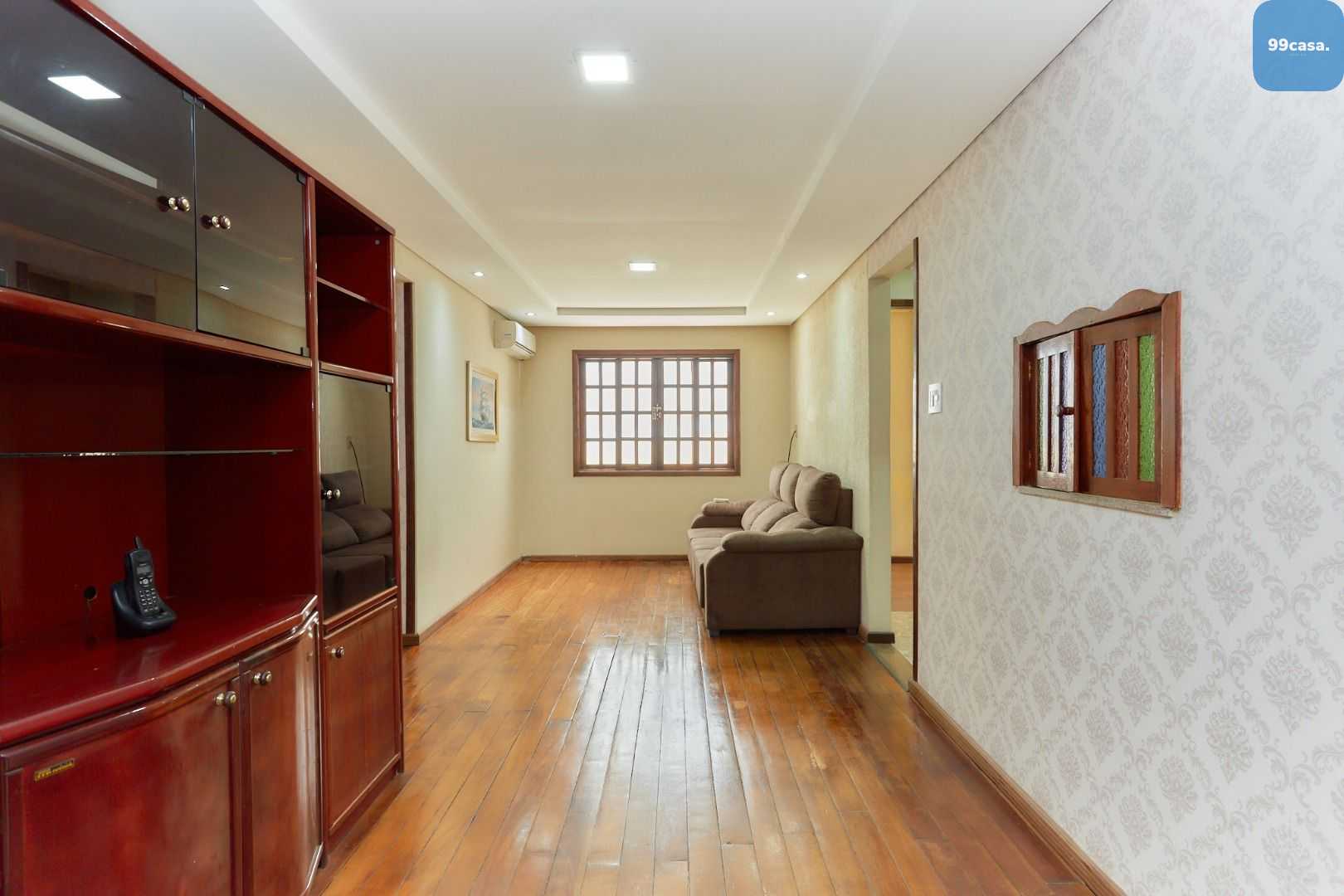 Casa 230m   com 03 dormitórios à venda, Bairro Boa Vista, CURI...