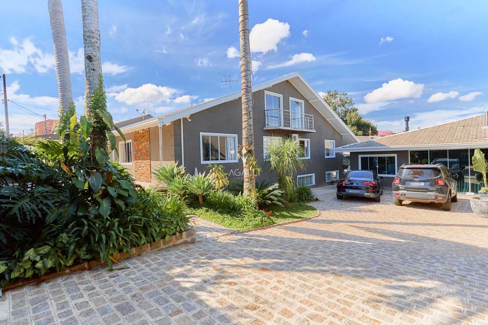 Casa com 5 quartos à venda, 480 m  por R  2.900.000 - Boqueirã...