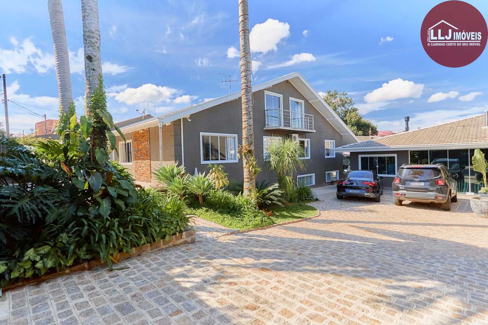 Casa com 5 quartos à venda, 480 m  por R  2.900.000 - Boqueirão - Curitiba PR