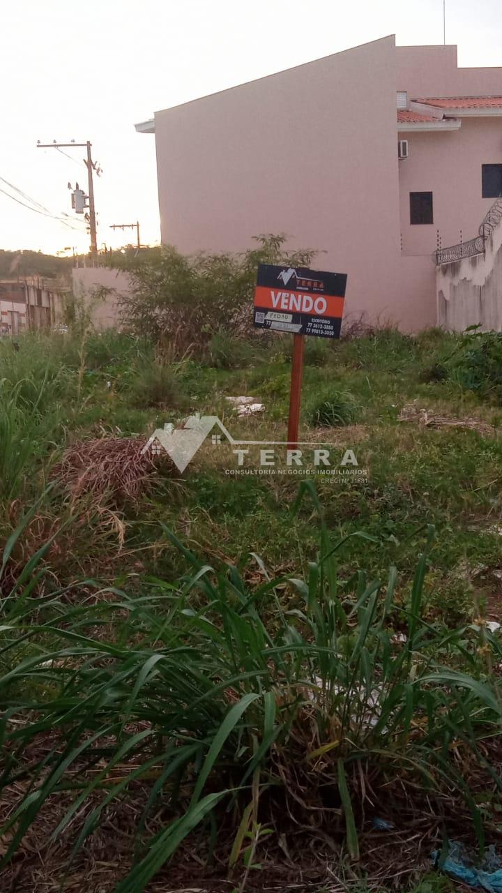 Lote à venda, medido 12x30m² no bairro Bandeirantes - Barreiras - Ba