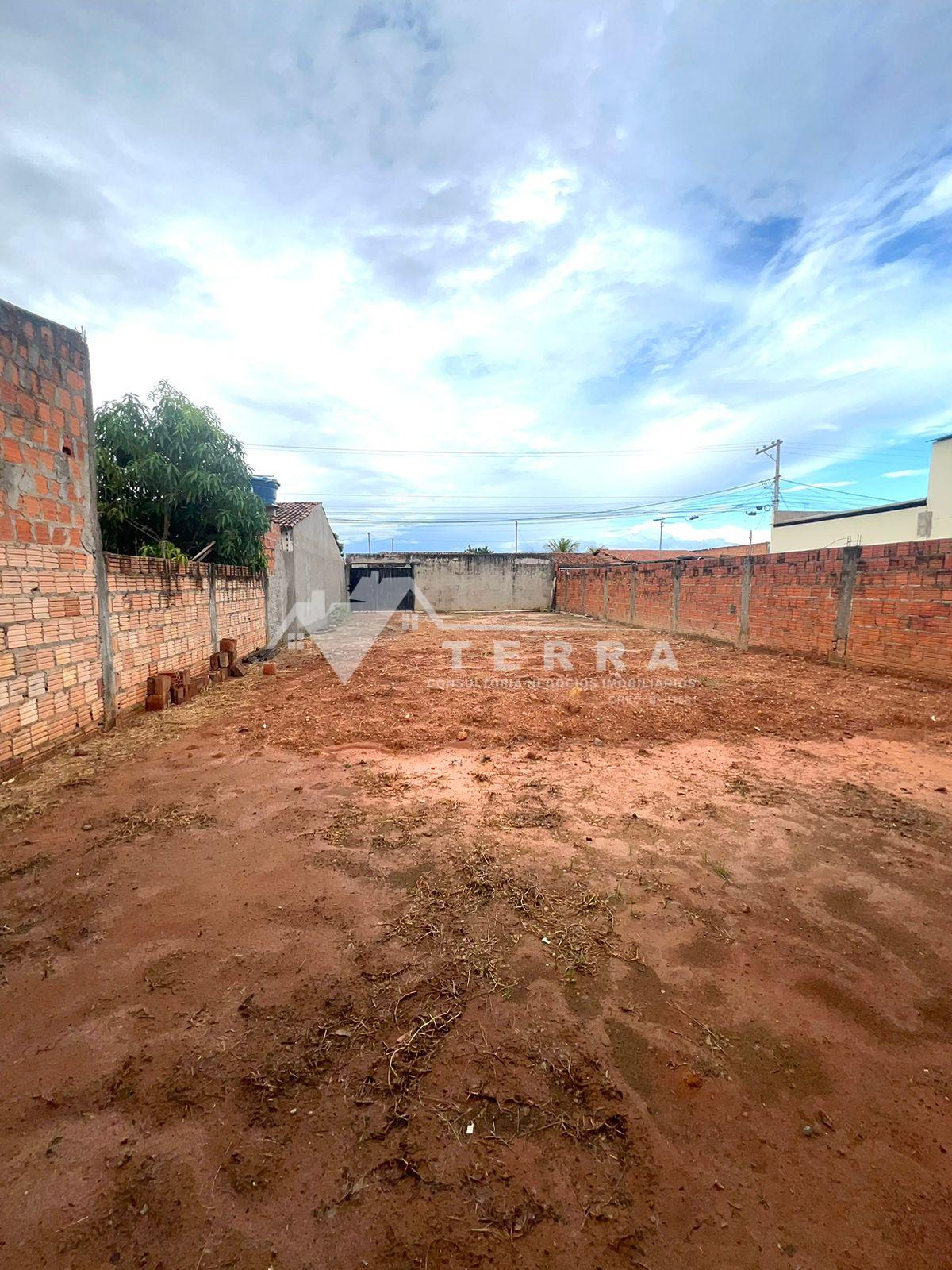 Vende-se um lote no Bairro Boa Sorte Barreiras- Ba