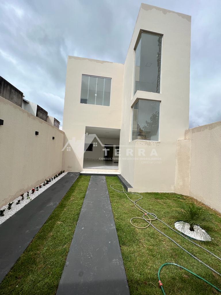 Vende-se uma casa  no Bairro Bandeirantes - Barreiras -BA