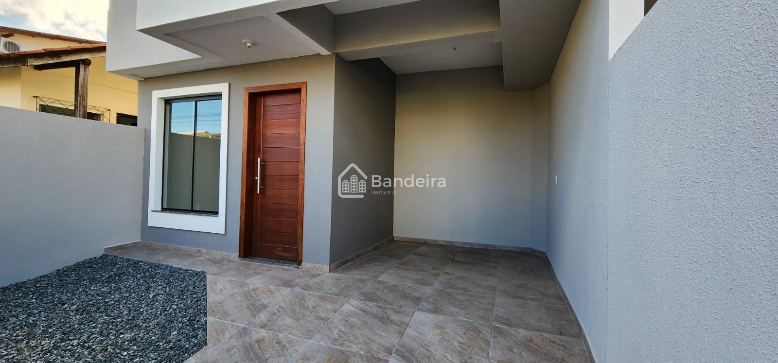 SOBRADO ITAJAÍ Bairro Santa Regina, excelente espaço externo 0...