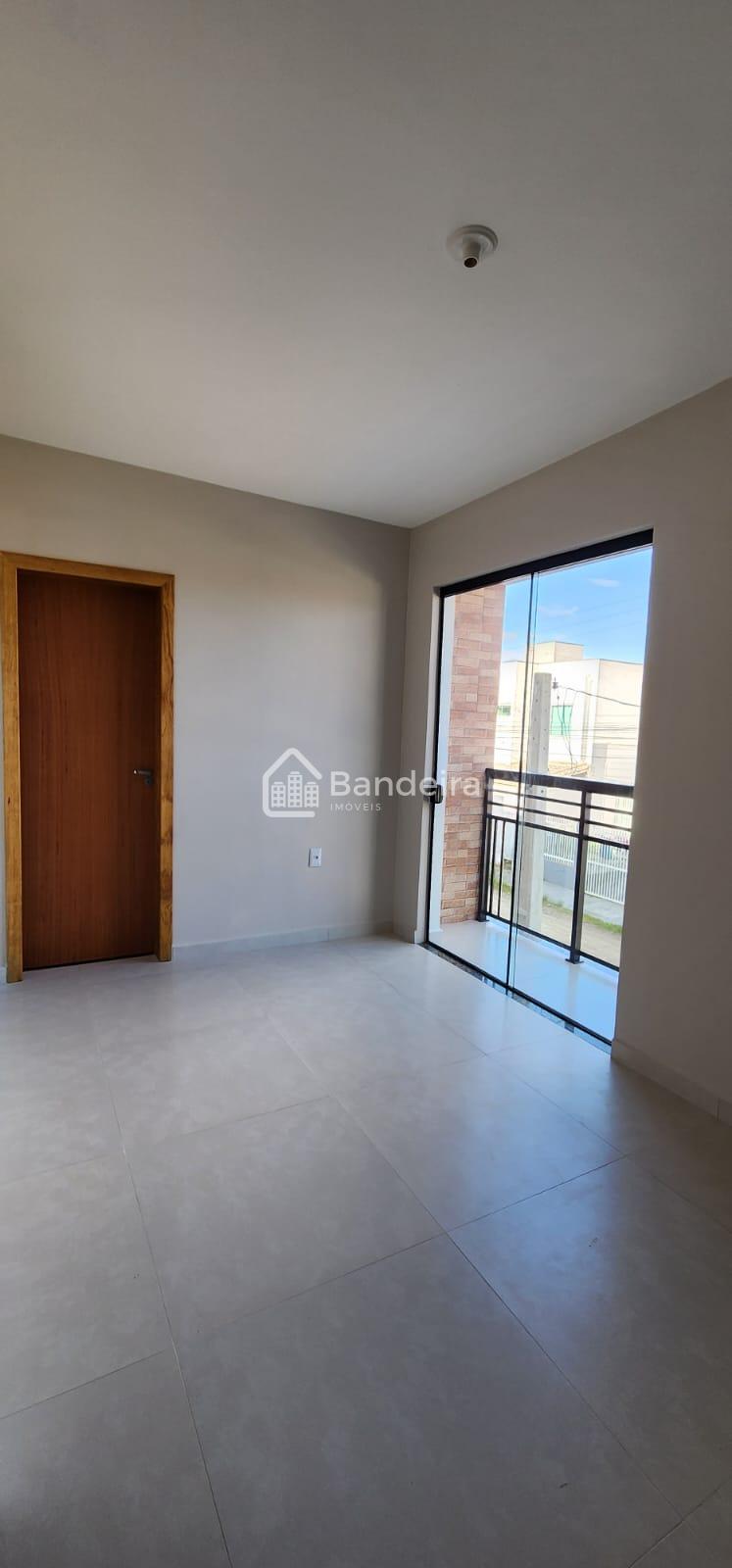 SOBRADO ITAJAÍ Bairro Santa Regina, excelente espaço externo 0...