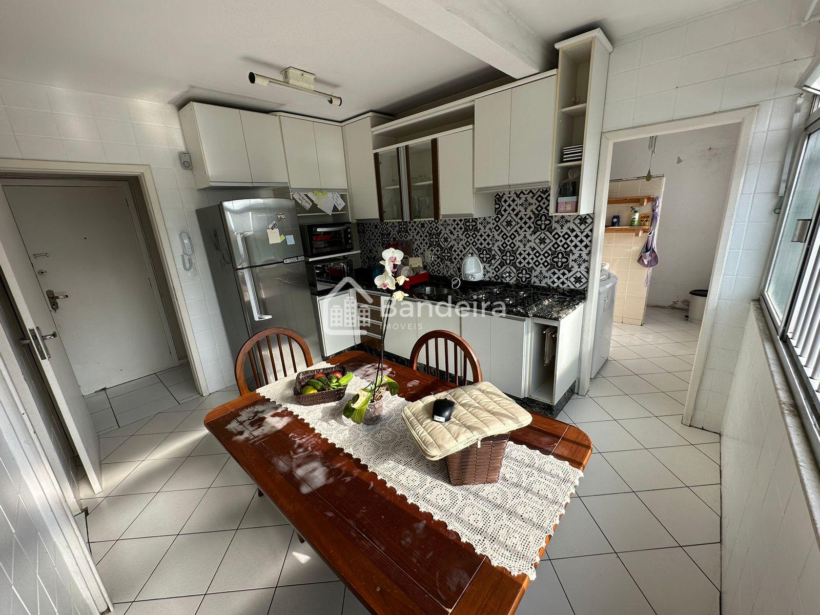 Centro de Itajaí Apartamento de 3 quartos mais de 80m  privati...