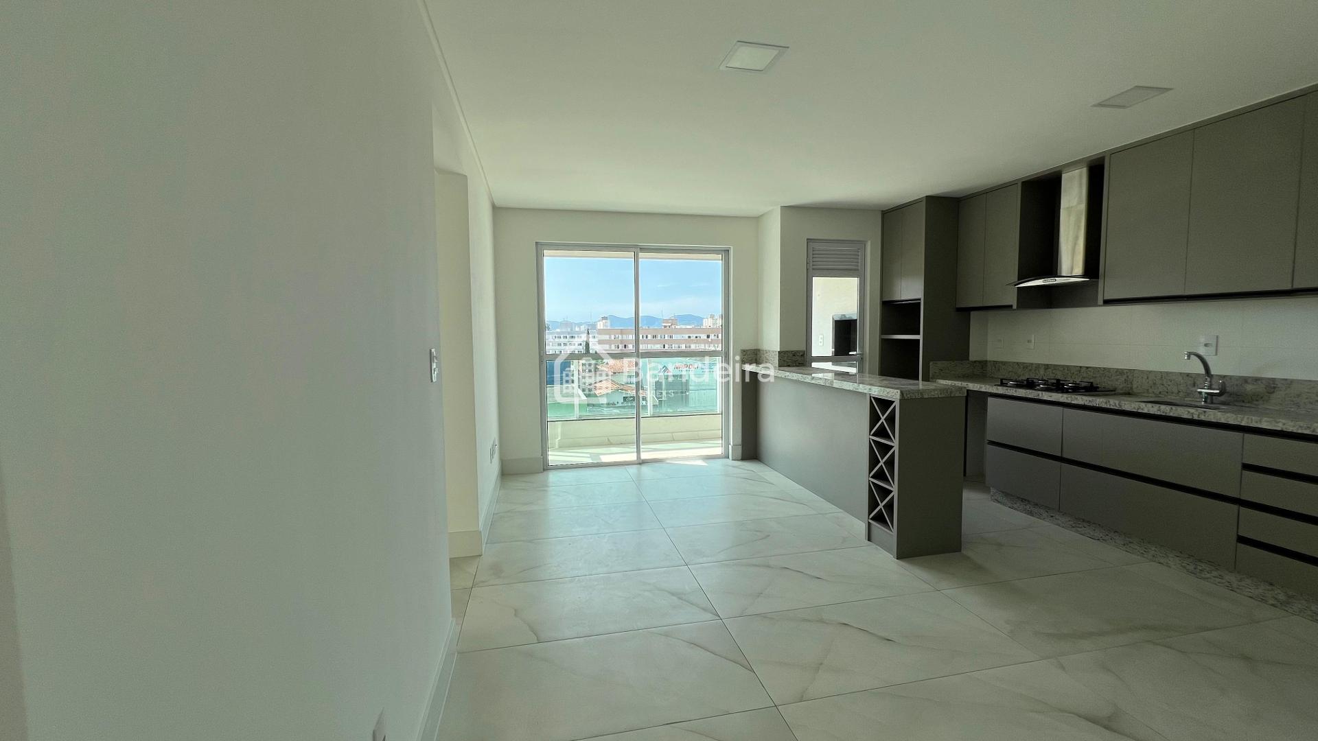 Apartamento com Localização privilegiada São judas área de laz...
