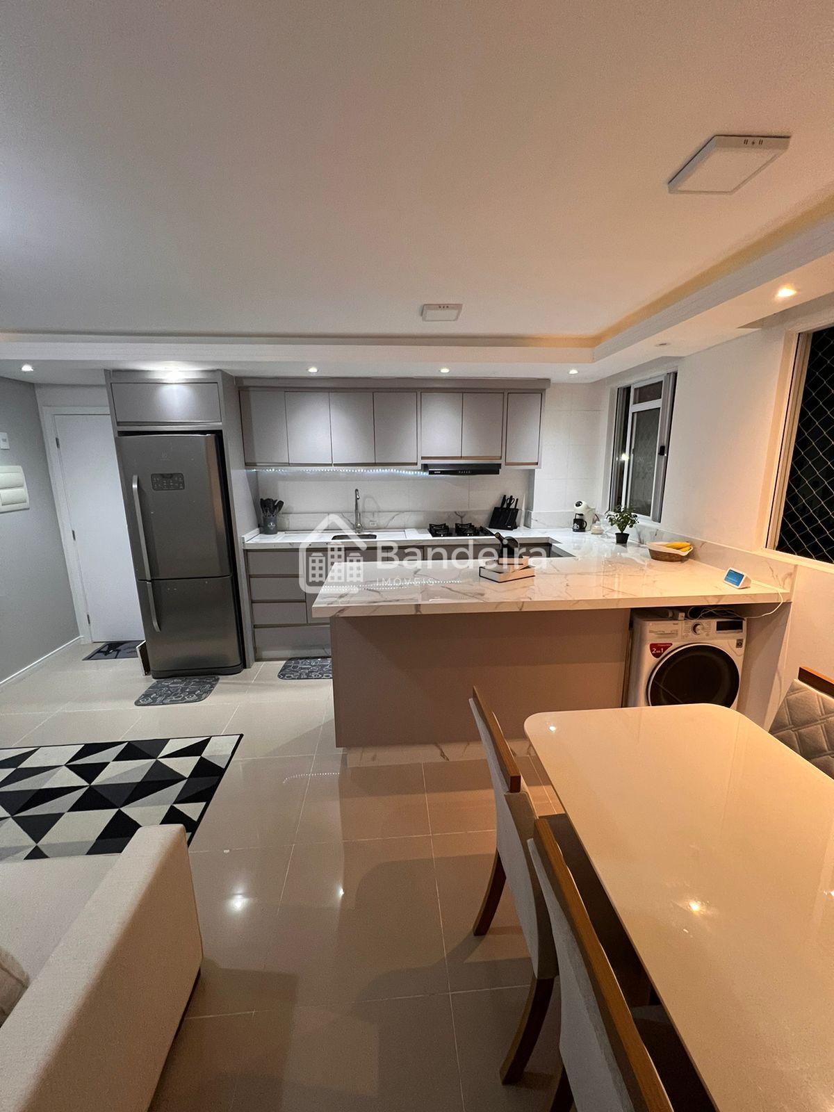 Apartamento semi mobiliado no bairro Ressacada em Itajaí. Conc...