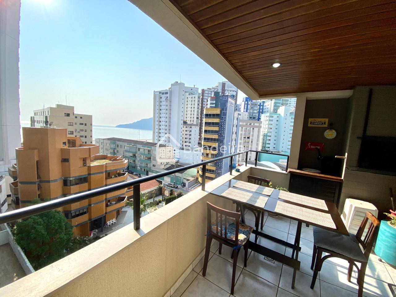 Apartamento à venda, Centro balneário Camboriú, vista para o mar