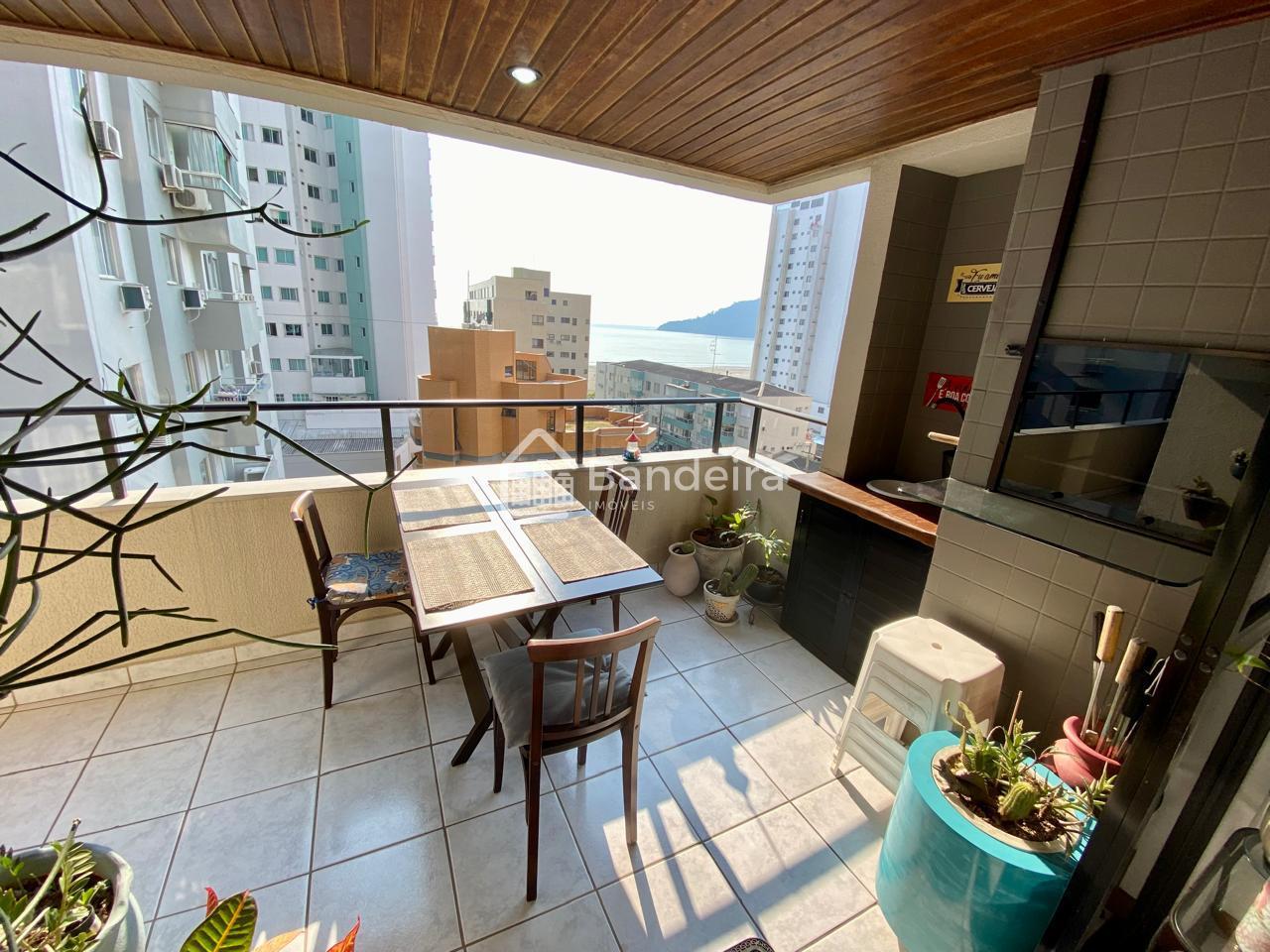 Apartamento à venda, Centro balneário Camboriú, vista para o mar