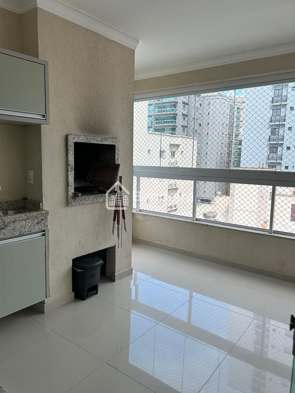 Apartamento Mobiliado à venda, Meia Praia, ITAPEMA - SC