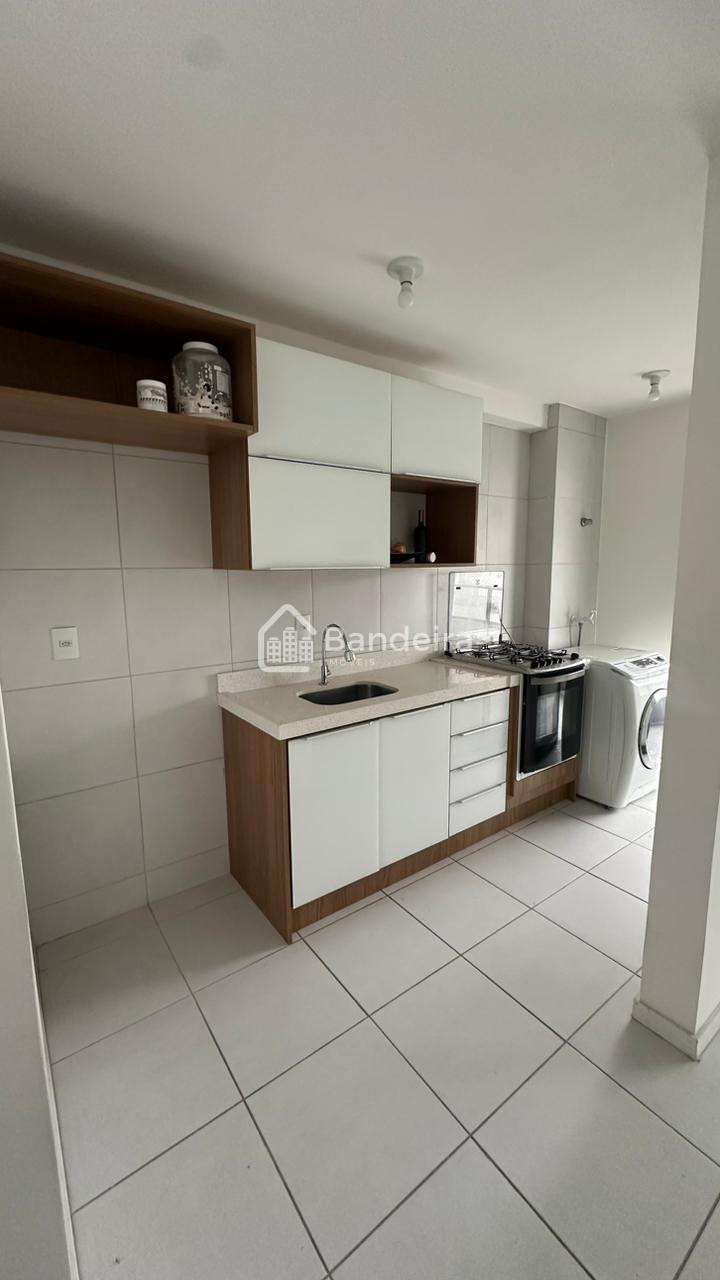 apartamento semi mobiliado em home club de Itajaí com 2 dormit...