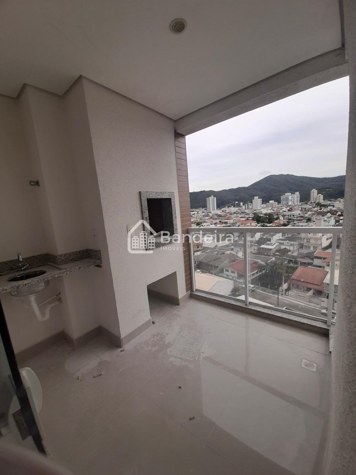 Apartamento com alguns moveis, bairro são Judas em Itajaí próx...