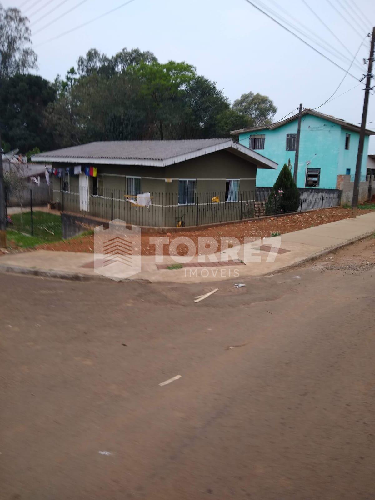 CASA Á VENDA NO BAIRRO VILA BELA , GUARAPUAVA - PR DE ESQUINA