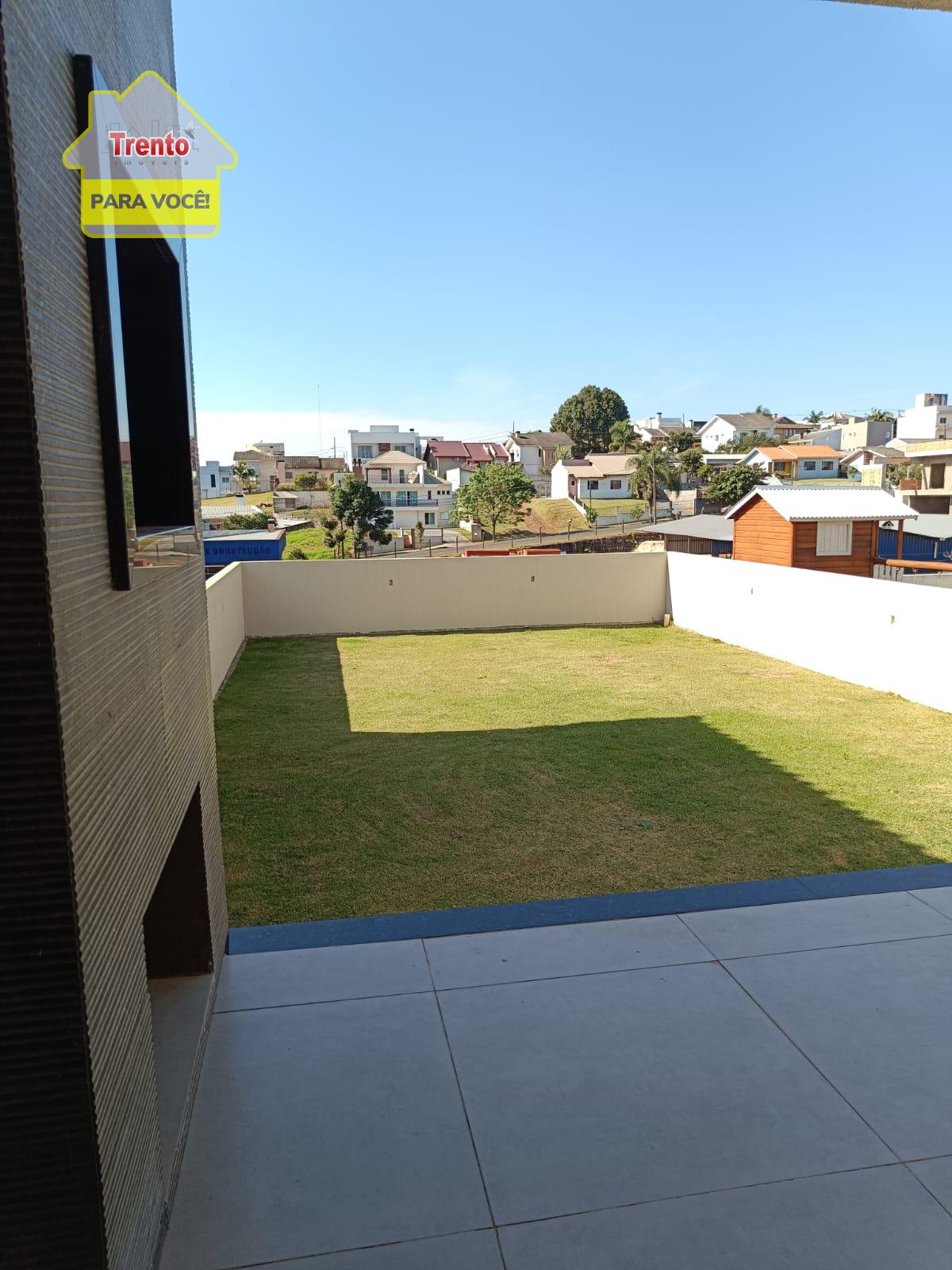 TRIPLEX NDE ALTO PADRÃO COM 03 SUÍTES - BAIRRO - LA SALLE, PAT...