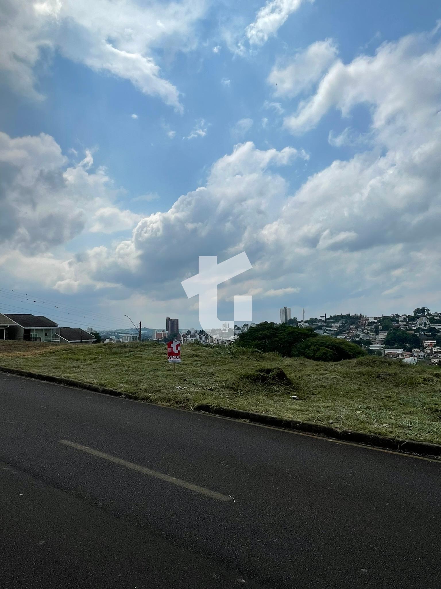 TERRENO COM VISTA PANORÂMICA À VENDA NO BAIRRO LA SALLE EM PAT...