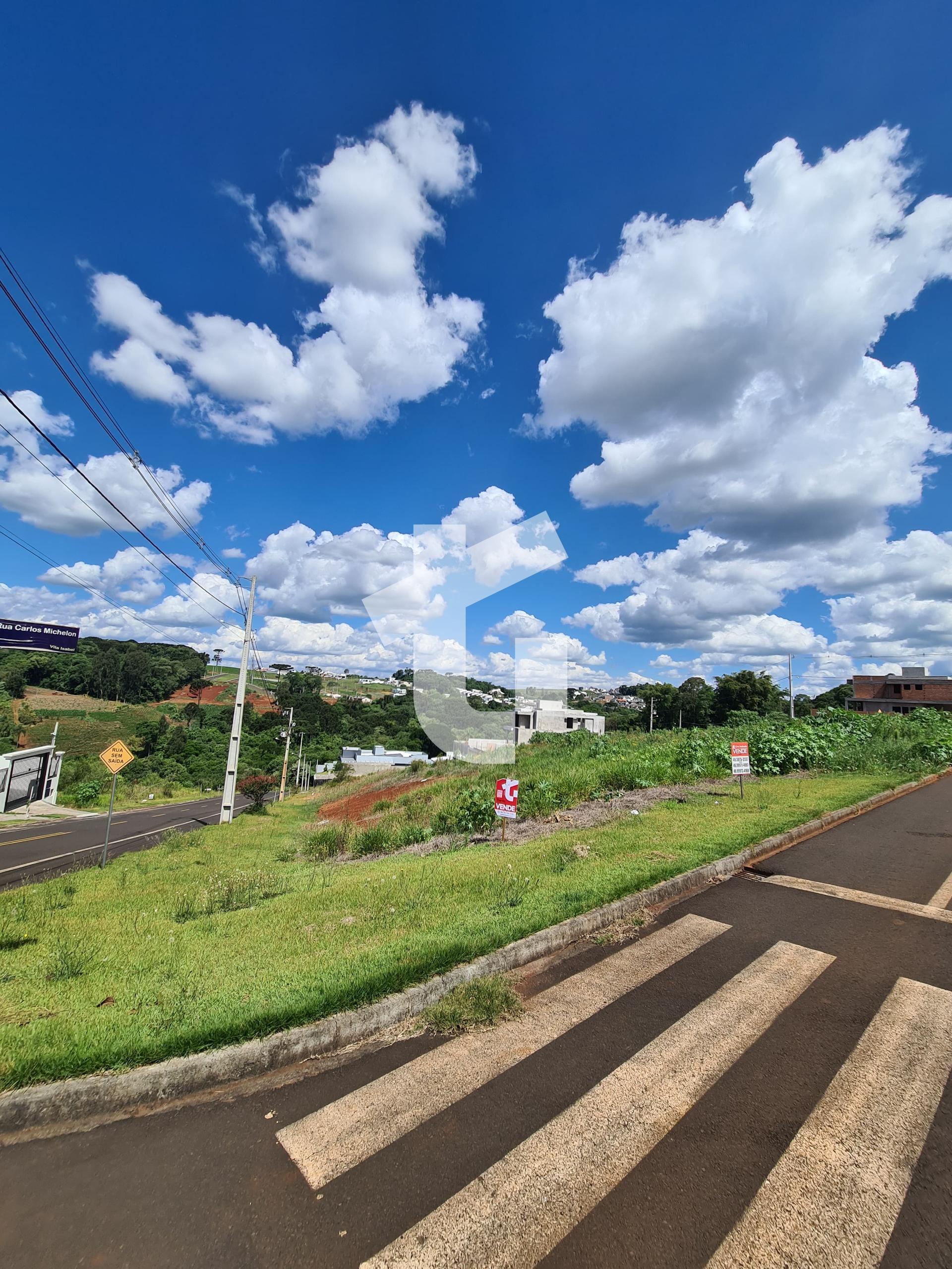 TERRENO DE ESQUINA À VENDA NO BAIRRO PINHEIROS, PATO BRANCO - PR