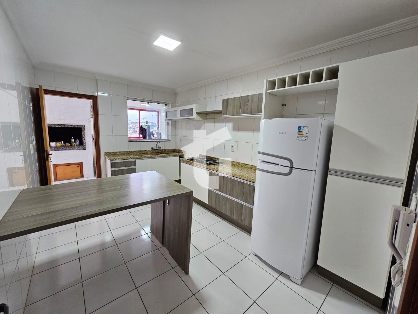 APARTAMENTO SEMIMOBILIADO,  ED. OURO PRETO, CENTRO, PATO BRANC...