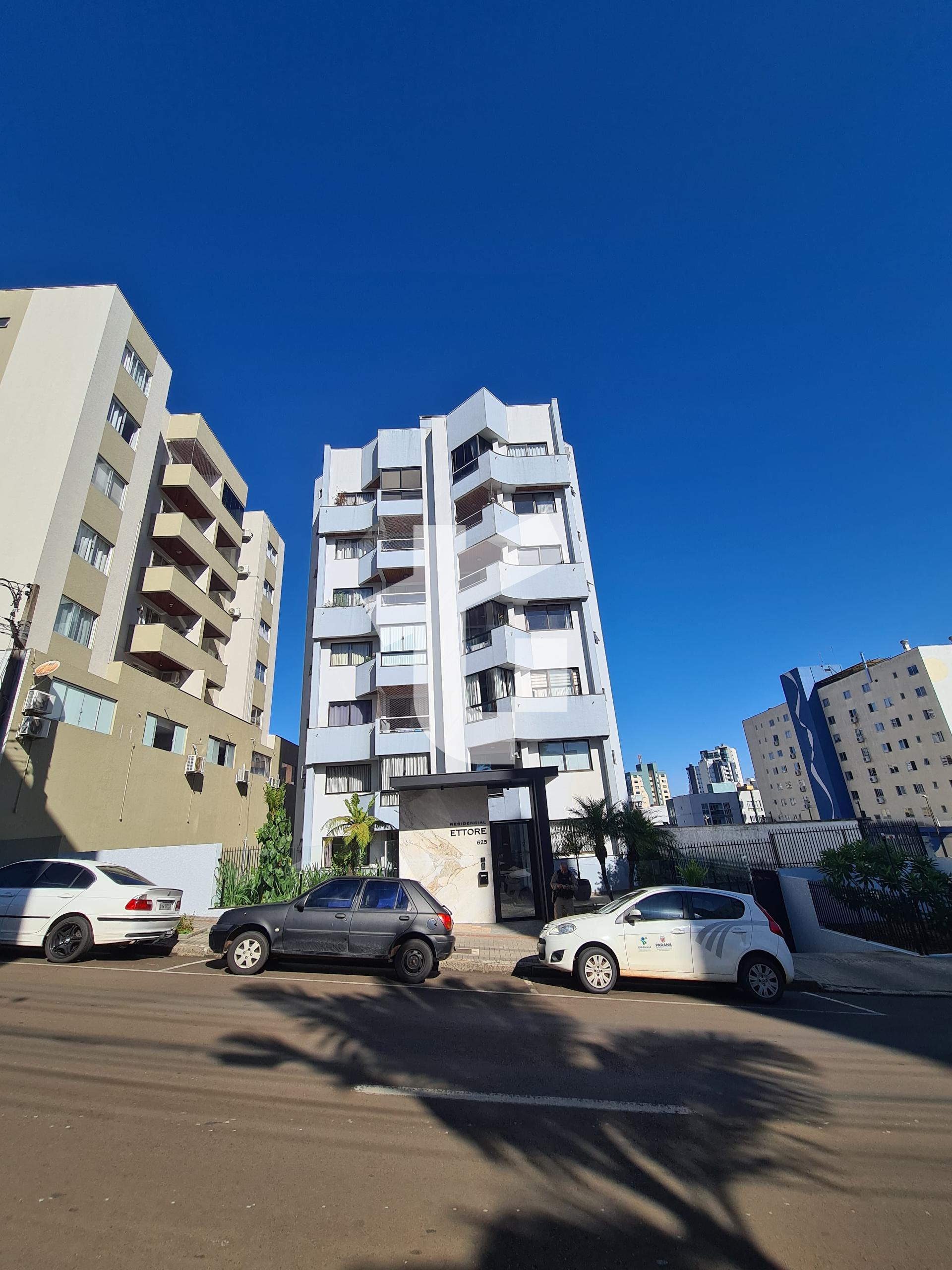 APARTAMENTO MOBILIADO PARA LOCAÇÃO NO ED. ETTORE, EM PATO BRAN...