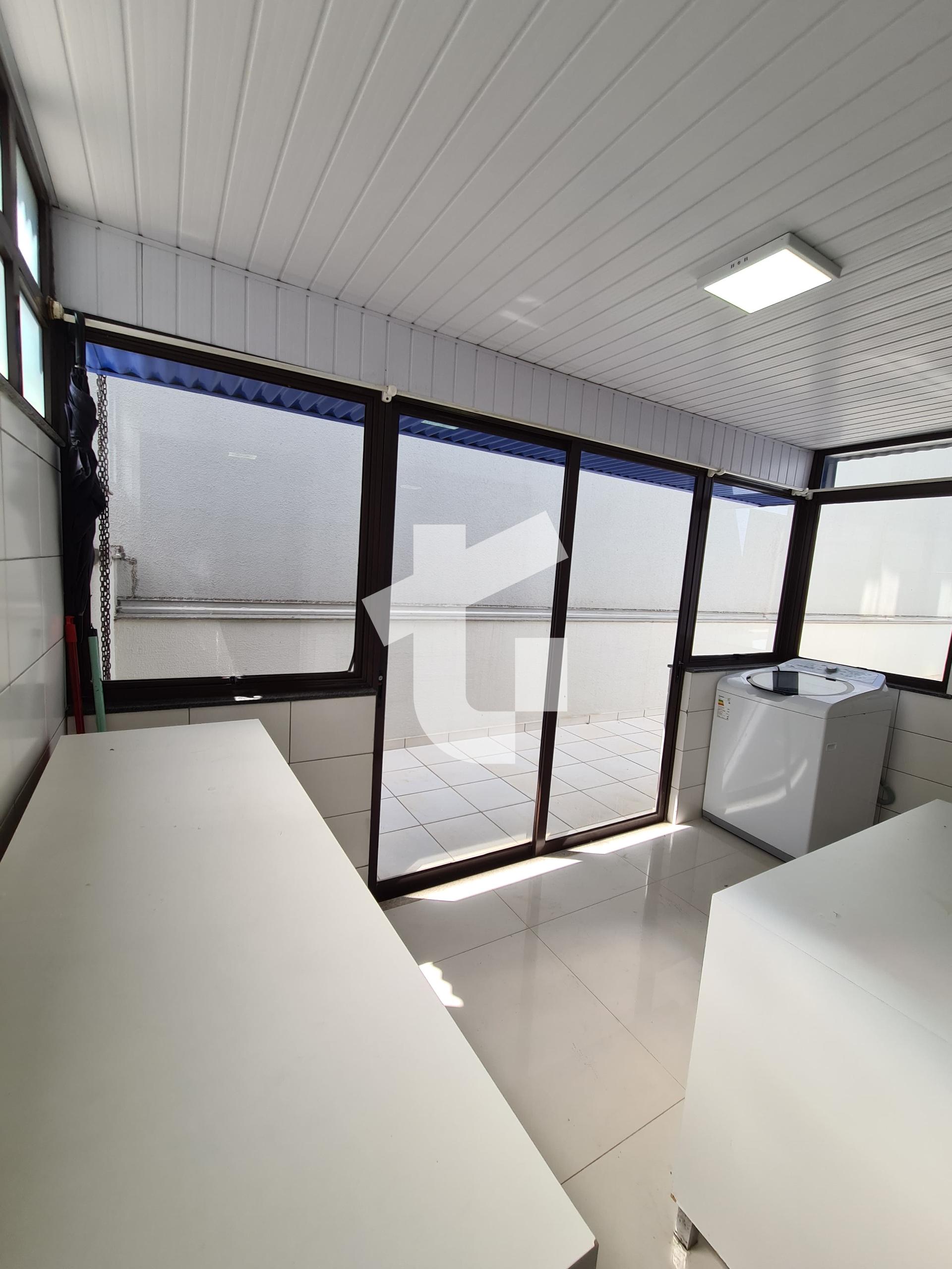 APARTAMENTO SEMIMOBILIADO PARA VENDA NO ED. MONACO EM PATO BRA...