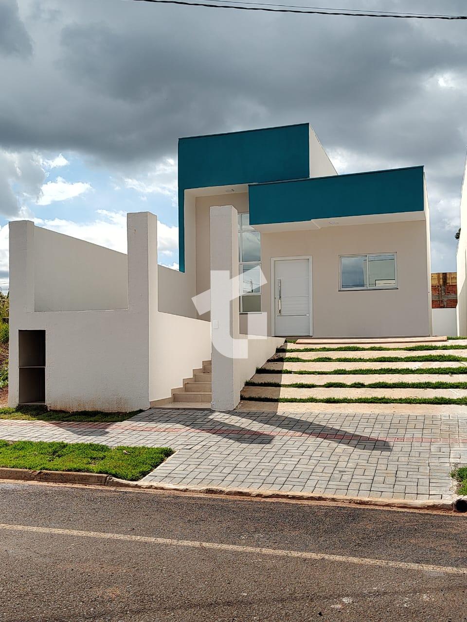CASA NOVA À VENDA NO SÃO FRANCISCO, 01 SUÍTE E 02 QUARTOS - PA...