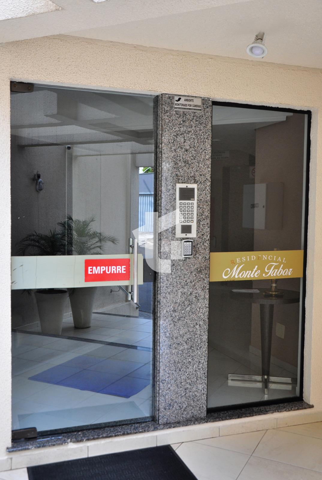 APARTAMENTO À VENDA ED. RESIDENCIAL E COM. MONTE TABOR - CENTR...