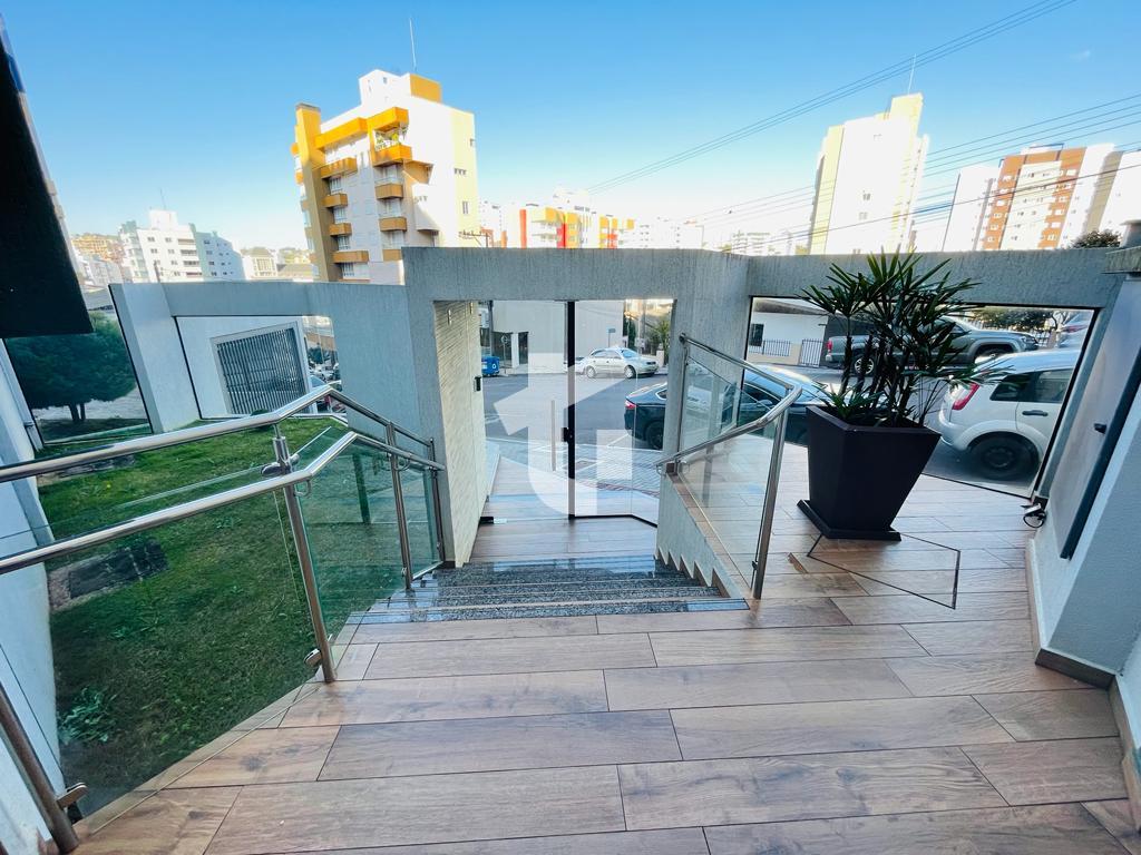 APARTAMENTO SEMIMOBILIADO À VENDA NO ED. IBIPORÃ, CENTRO, PATO...