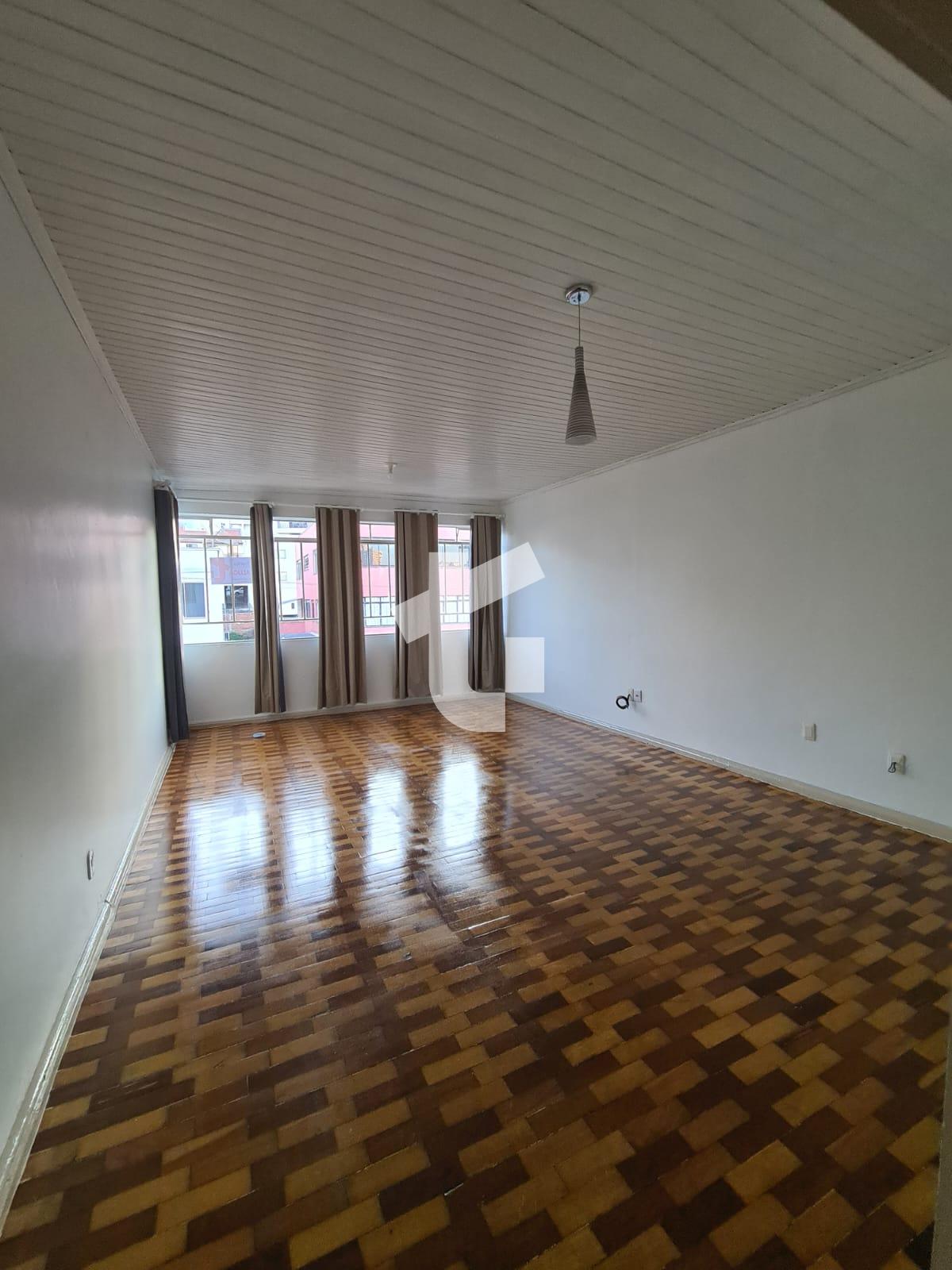 Apartamento com ótima localização para LOCAÇÃO no centro de Pa...