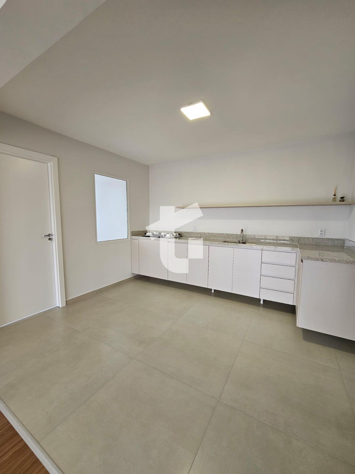 APARTAMENTO TOTALMENTE REFORMADO, CENTRO, PATO BRANCO - PR