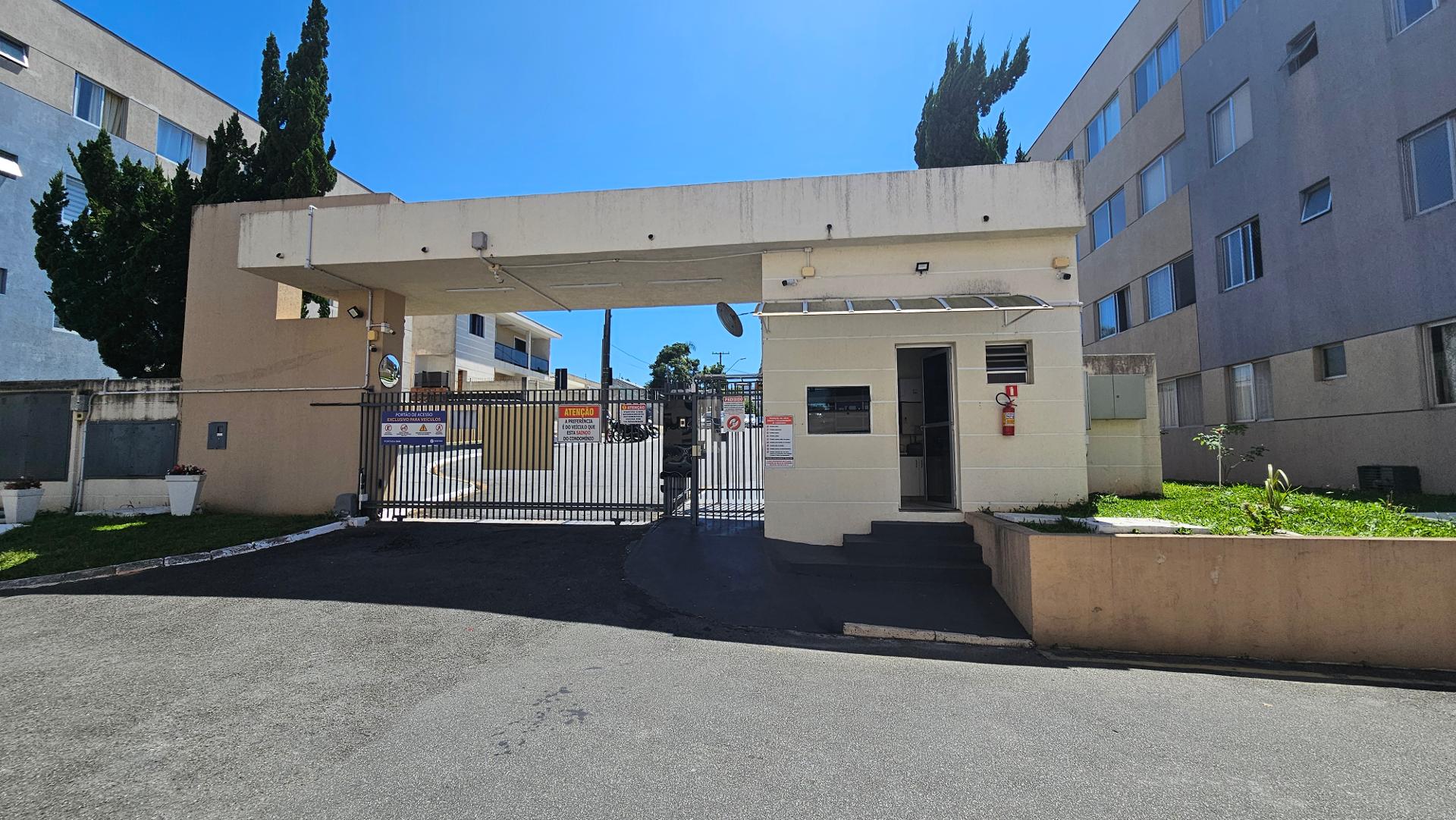 Apartamento com 03 dormitórios à venda, Centro, ARAUCARIA - PR