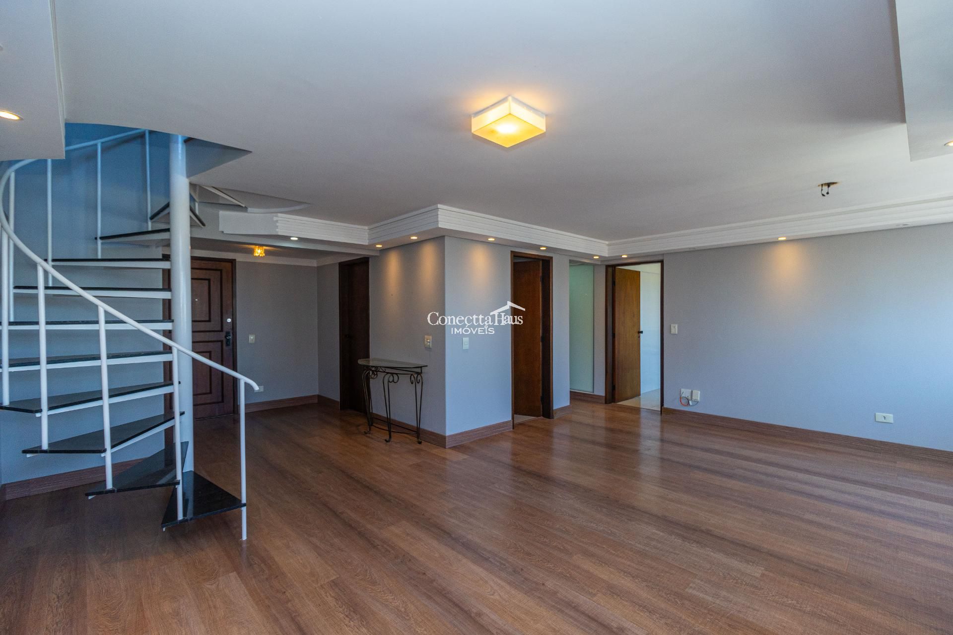 Apartamento Duplex com 3 dormitórios à venda por R 700.000,00,...