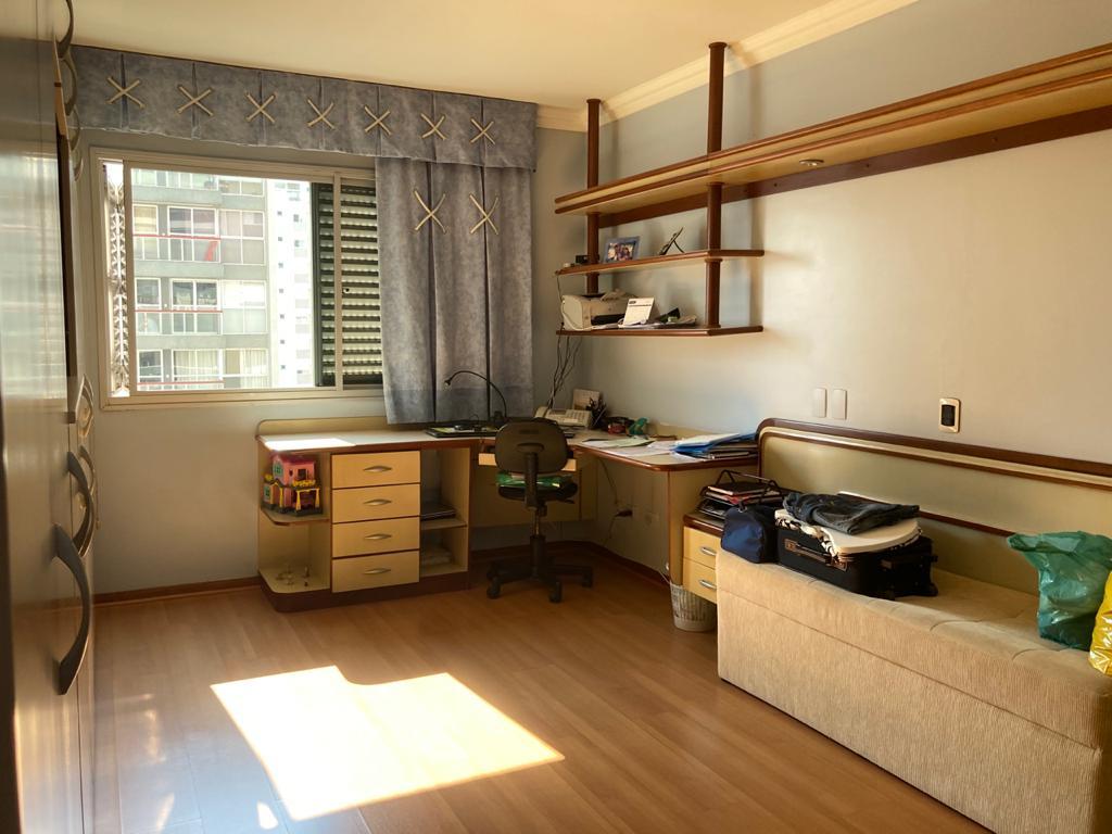 Apartamento com 4 dormitórios à venda, centro, CURITIBA - PR