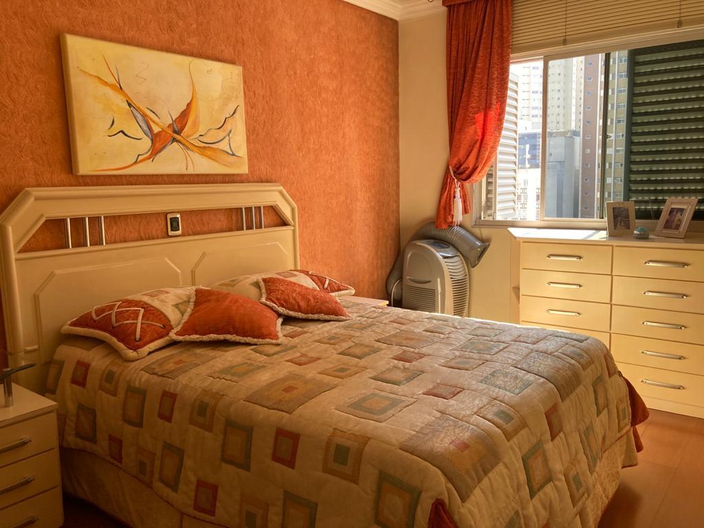 Apartamento com 4 dormitórios à venda, centro, CURITIBA - PR
