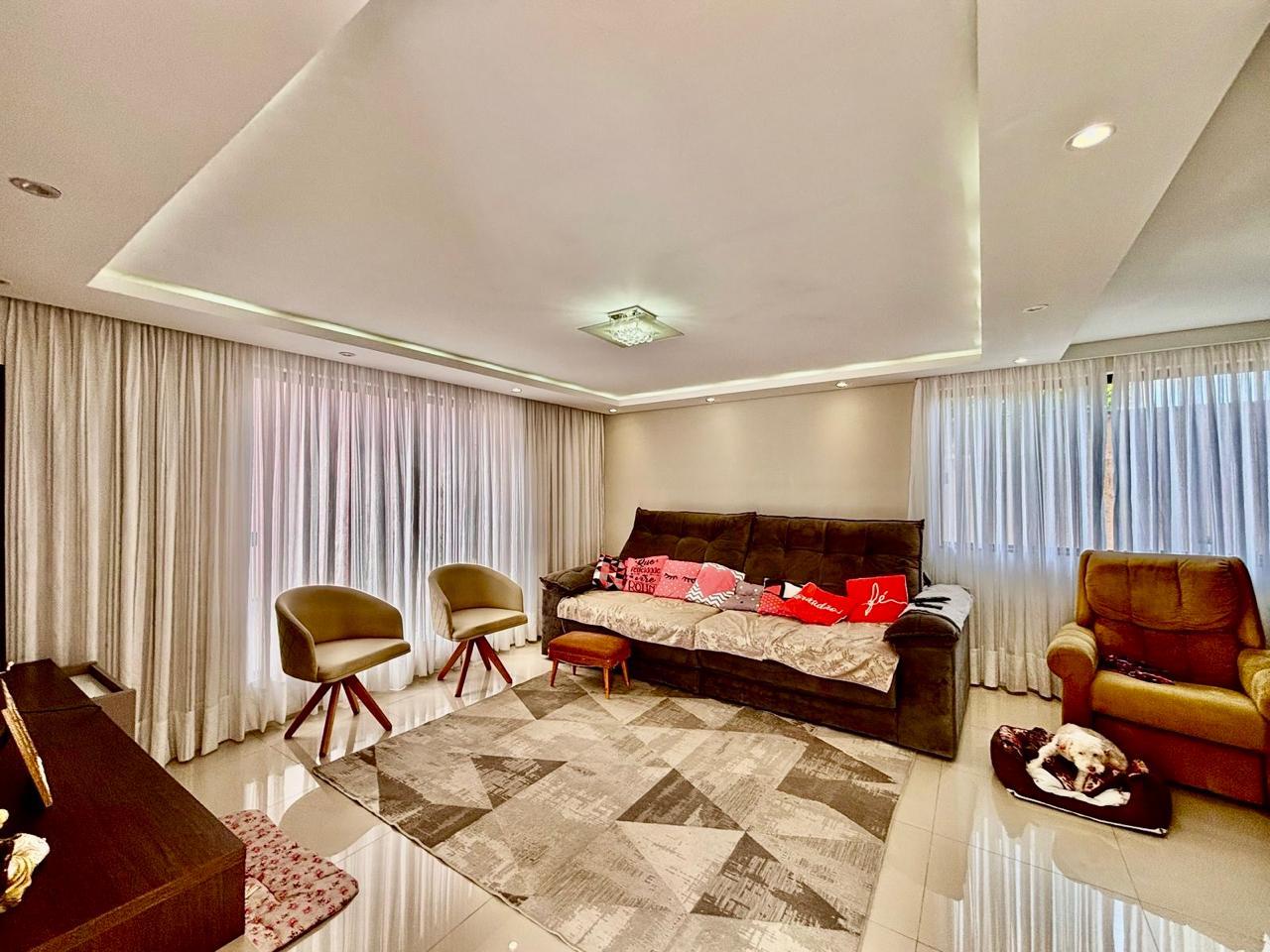 Casa com 5 quartos ? venda, 311 m  - Boa Vista - Curitiba PR