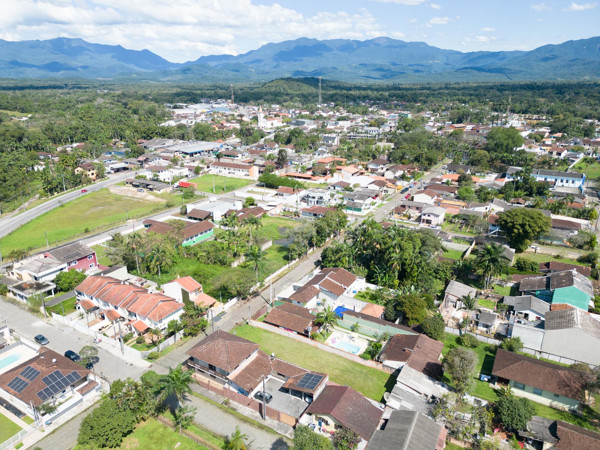 Casa com 5 dormitórios à venda,324.00 m , Vila Santo Antonio, ...