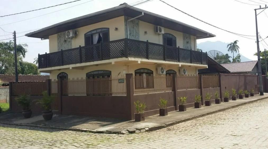 Casa com 5 dormitórios à venda,324.00 m , Vila Santo Antonio, ...