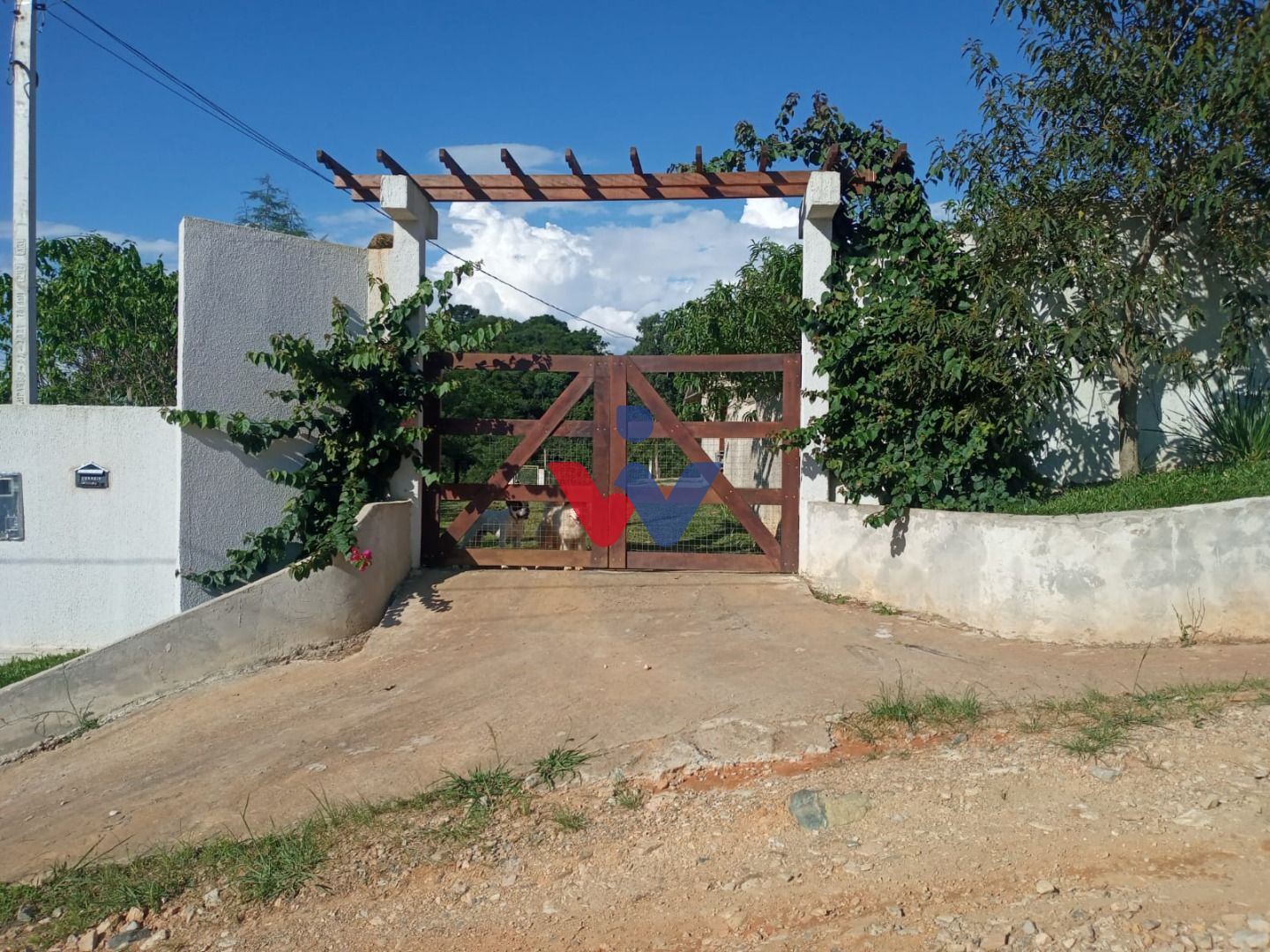 Chácara com 2 dormitórios à venda, 7000 m  por R  500.000,00 -...