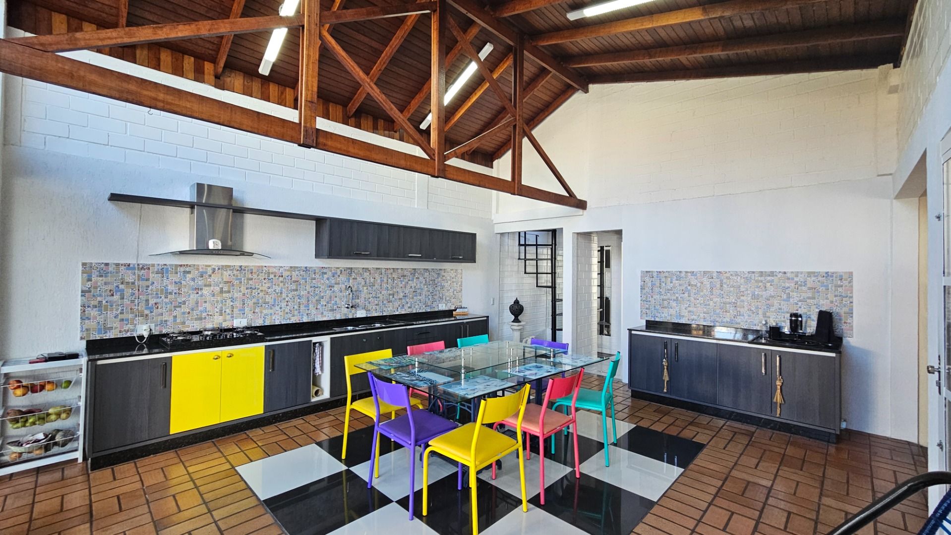 Casa 3 dormitórios ,01 suíte, 169 m   por R  595.000,00  Fazen...